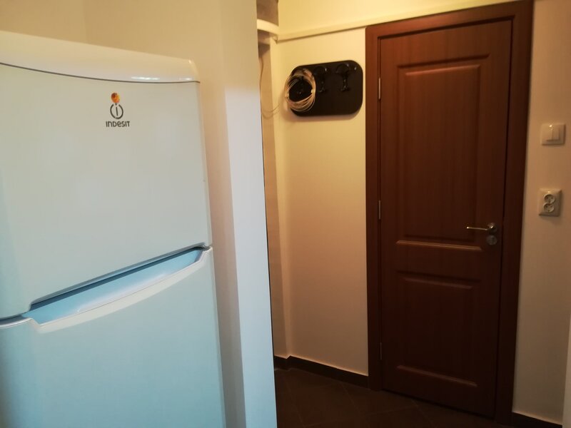 Pantelimon, Liceul Blaga, str. Zambila Ionita, zugravit, ac, contract ANAF